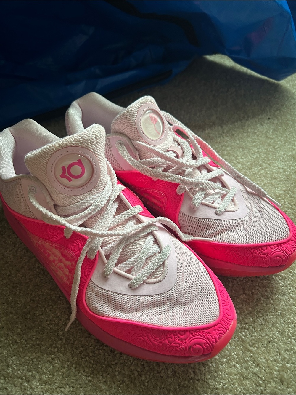Nike KD 16 “Aunt Pearl” NRG Sneakers | Size 14 | Pink Foam / Hyper Pink